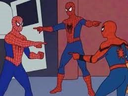 L’image Spiderman pointing at Spiderman, mille fois exploitées dans des contextes différents.
