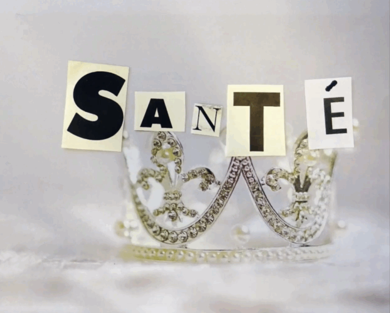 Couronne avec lettres découpées formant Santé.