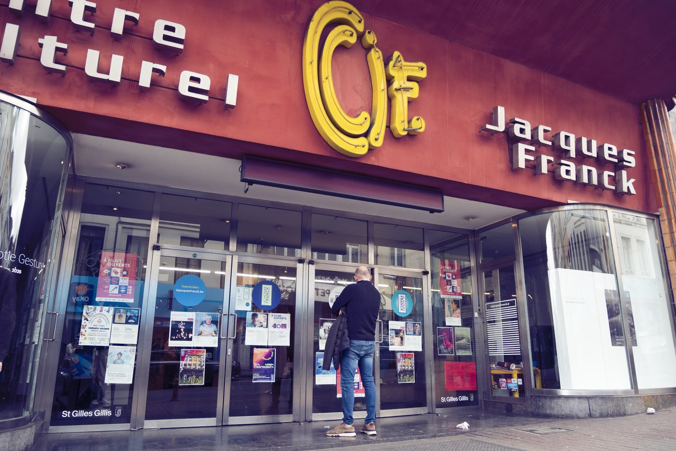 La devanture du Centre Culturel Jacques Franck, à Saint-Gilles.